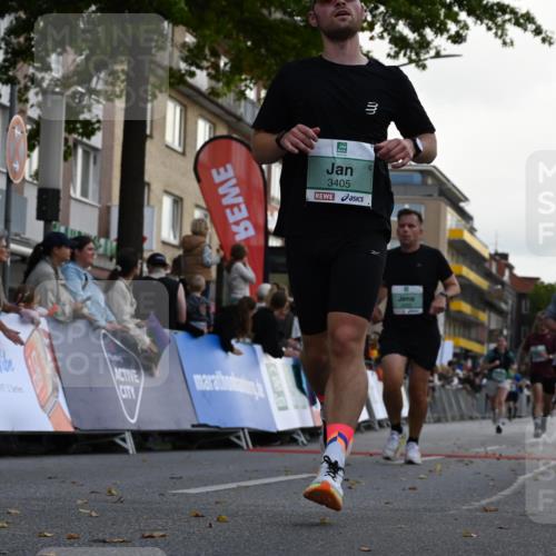 20.09.2026 - PSD Bank Halbmarathon J. Mangold http://msf.ph/oto/10528298 20.09.2026 12:10:54 Ziel 1752, 1756, 2335, 2359, 2602, 2610, 3405, 3475, 3680, 3752, 4401, 4402 meine-sportfotos.de