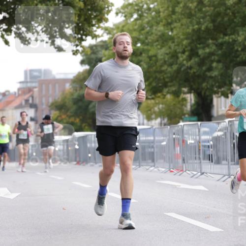 20.09.2026 - PSD Bank Halbmarathon Jannik Wohlers http://msf.ph/oto/10528312 20.09.2026 12:11:00 Laufen 1066, 1065 meine-sportfotos.de