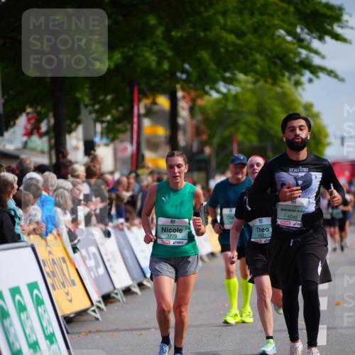 20.09.2026 - PSD Bank Halbmarathon LAZAROV Photography http://msf.ph/oto/10528315 20.09.2026 12:09:00 Ziel 2621, 3279, 3690, 4046, 4511 meine-sportfotos.de