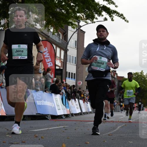 20.09.2026 - PSD Bank Halbmarathon J. Mangold http://msf.ph/oto/10528318 20.09.2026 12:10:56 Ziel 1752, 2335, 2359, 2602, 2610, 3405, 3752, 4401, 4402 meine-sportfotos.de