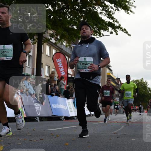 20.09.2026 - PSD Bank Halbmarathon J. Mangold http://msf.ph/oto/10528327 20.09.2026 12:10:56 Ziel 1752, 2335, 2359, 2602, 2610, 3405, 3752, 4401, 4402 meine-sportfotos.de