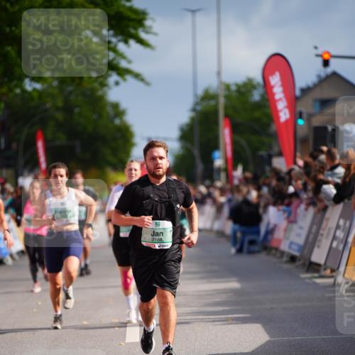 20.09.2026 - PSD Bank Halbmarathon LAZAROV Photography http://msf.ph/oto/10528524 20.09.2026 12:09:09 Ziel 1290, 1534, 2188, 2621, 3250, 3279, 3690, 4046 meine-sportfotos.de