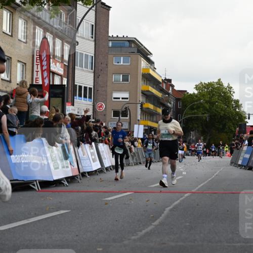 20.09.2026 - PSD Bank Halbmarathon J. Mangold http://msf.ph/oto/10528679 20.09.2026 12:11:32 Ziel 1858, 2081, 2243, 3094, 3210, 3854, 4129 meine-sportfotos.de
