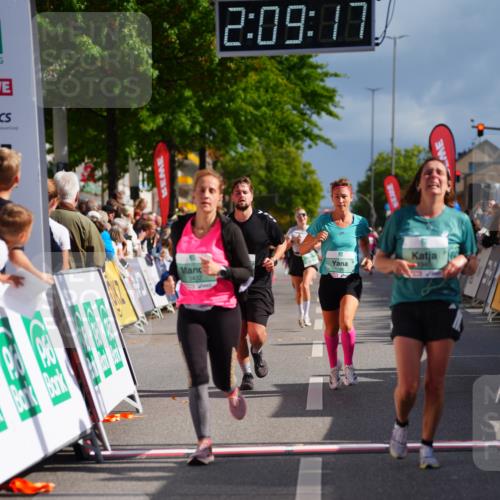 20.09.2026 - PSD Bank Halbmarathon LAZAROV Photography http://msf.ph/oto/10528682 20.09.2026 12:09:16 Ziel 1065, 1066, 1290, 1534, 1945, 2188, 2405, 3250, 3432, 4240 meine-sportfotos.de