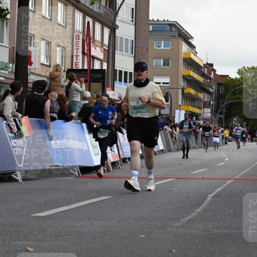 20.09.2026 - PSD Bank Halbmarathon J. Mangold http://msf.ph/oto/10528714 20.09.2026 12:11:35 Ziel 1858, 2081, 3017, 3094, 3210 meine-sportfotos.de