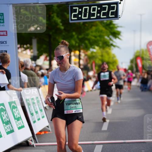 20.09.2026 - PSD Bank Halbmarathon LAZAROV Photography http://msf.ph/oto/10528864 20.09.2026 12:09:22 Ziel 1065, 1066, 1945, 2405, 3432, 4240, 4559 meine-sportfotos.de