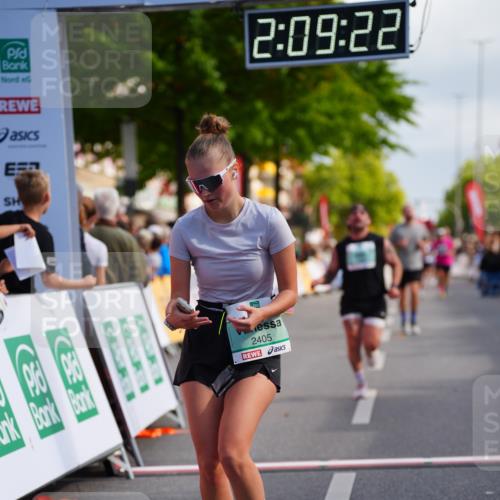 20.09.2026 - PSD Bank Halbmarathon LAZAROV Photography http://msf.ph/oto/10528868 20.09.2026 12:09:22 Ziel 1065, 1066, 1945, 2405, 3432, 4240, 4559 meine-sportfotos.de