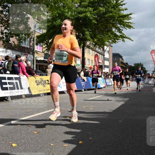 20.09.2026 - PSD Bank Halbmarathon J. Mangold http://msf.ph/oto/10528912 20.09.2026 12:12:33 Ziel 1170, 1171, 2129, 2260, 2428, 2764, 2804, 2851, 3443, 3587, 4246, 4384 meine-sportfotos.de