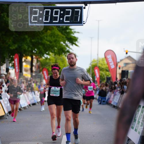 20.09.2026 - PSD Bank Halbmarathon LAZAROV Photography http://msf.ph/oto/10528928 20.09.2026 12:09:27 Ziel 1176, 2405, 3658, 3813, 4064, 4559 meine-sportfotos.de