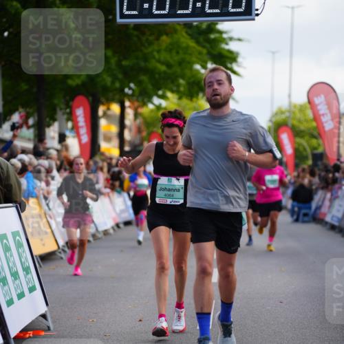20.09.2026 - PSD Bank Halbmarathon LAZAROV Photography http://msf.ph/oto/10528937 20.09.2026 12:09:27 Ziel 1176, 2405, 3658, 3813, 4064, 4559 meine-sportfotos.de