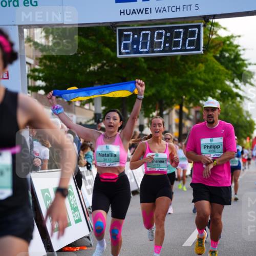 20.09.2026 - PSD Bank Halbmarathon LAZAROV Photography http://msf.ph/oto/10528980 20.09.2026 12:09:32 Ziel 1031, 1176, 2526, 3137, 3339, 3658, 3813, 4064, 4233, 4234, 4563 meine-sportfotos.de
