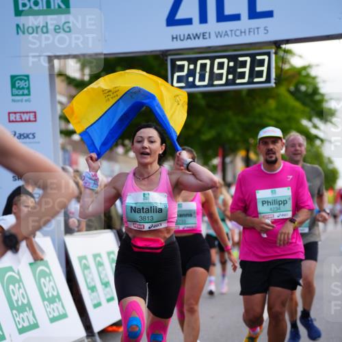 20.09.2026 - PSD Bank Halbmarathon LAZAROV Photography http://msf.ph/oto/10528994 20.09.2026 12:09:32 Ziel 1031, 1176, 2526, 3137, 3339, 3658, 3813, 4064, 4233, 4234, 4563 meine-sportfotos.de