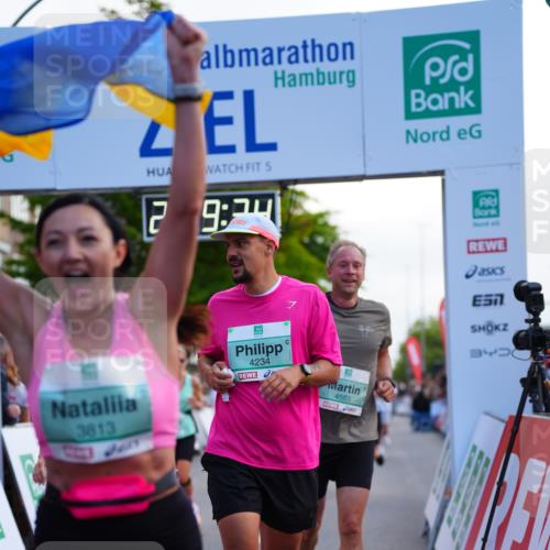 20.09.2026 - PSD Bank Halbmarathon LAZAROV Photography http://msf.ph/oto/10529018 20.09.2026 12:09:33 Ziel 1031, 1176, 2526, 3137, 3339, 3658, 3813, 4064, 4233, 4234, 4563 meine-sportfotos.de