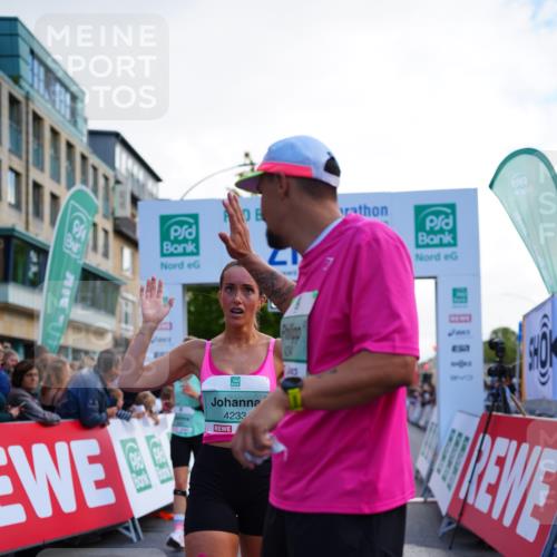 20.09.2026 - PSD Bank Halbmarathon LAZAROV Photography http://msf.ph/oto/10529050 20.09.2026 12:09:36 Ziel 1031, 1167, 1176, 2198, 2526, 3137, 3339, 3658, 3813, 3816, 4030, 4064, 4233, 4234, 4563 meine-sportfotos.de