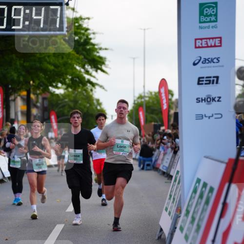 20.09.2026 - PSD Bank Halbmarathon LAZAROV Photography http://msf.ph/oto/10529205 20.09.2026 12:09:46 Ziel 1167, 1772, 1923, 2004, 2025, 2198, 3816, 4030, 4185 meine-sportfotos.de