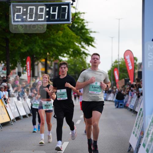 20.09.2026 - PSD Bank Halbmarathon LAZAROV Photography http://msf.ph/oto/10529216 20.09.2026 12:09:47 Ziel 1772, 1923, 2004, 2025, 2198, 3816, 4030, 4185, 4196 meine-sportfotos.de