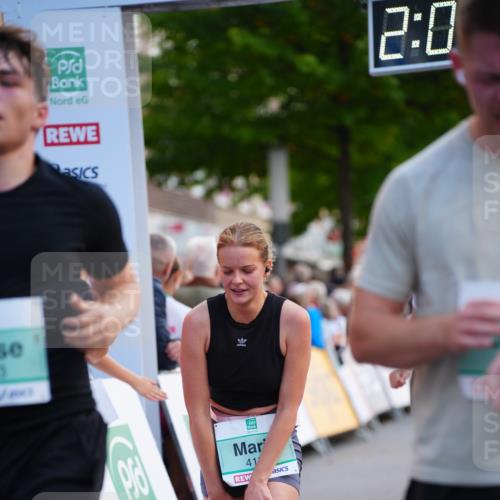 20.09.2026 - PSD Bank Halbmarathon LAZAROV Photography http://msf.ph/oto/10529248 20.09.2026 12:09:50 Ziel 1772, 1923, 2004, 2025, 4185, 4196, 4715 meine-sportfotos.de