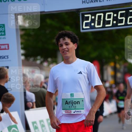 20.09.2026 - PSD Bank Halbmarathon LAZAROV Photography http://msf.ph/oto/10529262 20.09.2026 12:09:52 Ziel 1772, 1923, 2004, 2018, 4185, 4196, 4703, 4715 meine-sportfotos.de