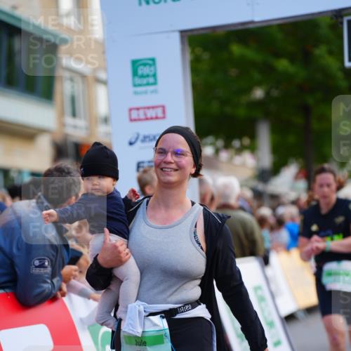20.09.2026 - PSD Bank Halbmarathon LAZAROV Photography http://msf.ph/oto/10529309 20.09.2026 12:09:56 Ziel 1772, 1923, 2004, 2018, 2434, 2599, 4185, 4196, 4703, 4715 meine-sportfotos.de
