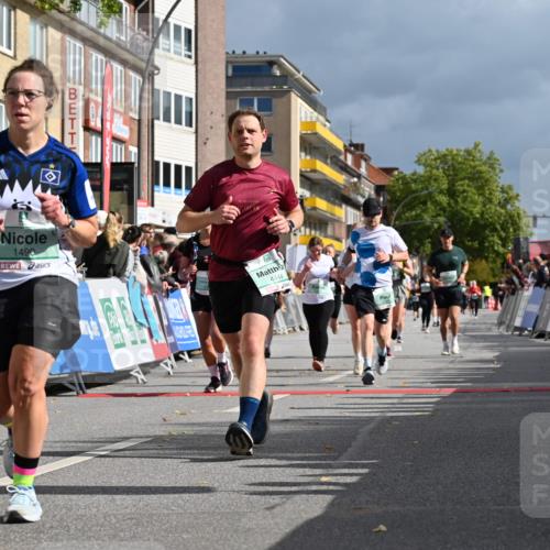 20.09.2026 - PSD Bank Halbmarathon J. Mangold http://msf.ph/oto/10529311 20.09.2026 12:13:37 Ziel 1038, 1049, 1380, 1387, 1463, 1490, 1524, 2091, 2162, 2604, 2856, 3030, 3792, 4283, 4444 meine-sportfotos.de