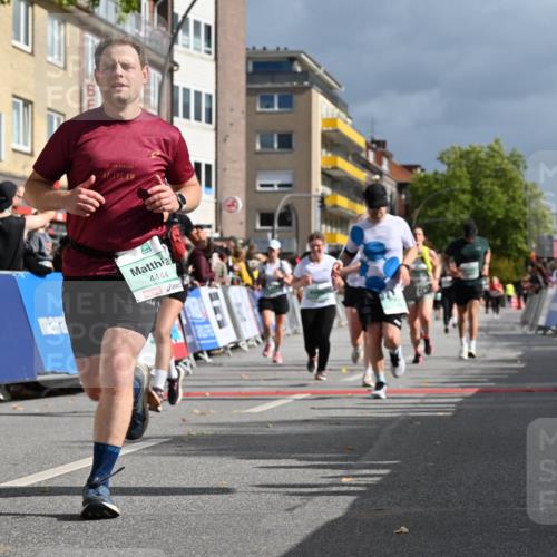 20.09.2026 - PSD Bank Halbmarathon J. Mangold http://msf.ph/oto/10529324 20.09.2026 12:13:38 Ziel 1038, 1049, 1339, 1380, 1387, 1463, 1490, 1524, 2091, 2162, 2604, 2856, 3030, 3792, 4283, 4444 meine-sportfotos.de