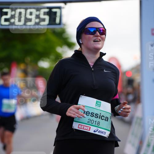 20.09.2026 - PSD Bank Halbmarathon LAZAROV Photography http://msf.ph/oto/10529339 20.09.2026 12:09:57 Ziel 1772, 2018, 2434, 2599, 4185, 4196, 4703, 4715 meine-sportfotos.de