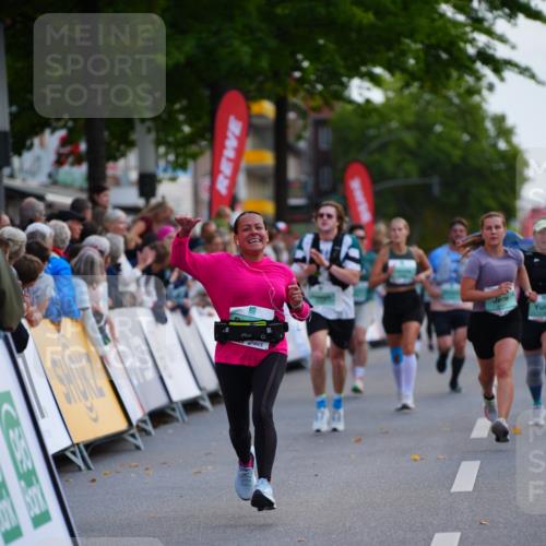 20.09.2026 - PSD Bank Halbmarathon LAZAROV Photography http://msf.ph/oto/10529411 20.09.2026 12:10:02 Ziel 1180, 2018, 2434, 2497, 2599, 2667, 4703 meine-sportfotos.de