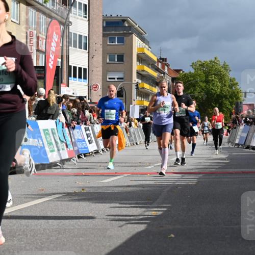 20.09.2026 - PSD Bank Halbmarathon J. Mangold http://msf.ph/oto/10529457 20.09.2026 12:13:50 Ziel 1049, 1109, 1339, 1373, 1397, 1524, 1935, 2341, 3509, 3572, 4207 meine-sportfotos.de