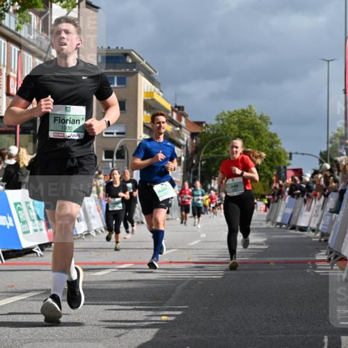 20.09.2026 - PSD Bank Halbmarathon J. Mangold http://msf.ph/oto/10529527 20.09.2026 12:13:54 Ziel 1109, 1373, 1397, 1935, 2341, 2609, 3471, 3509, 3572, 4207 meine-sportfotos.de