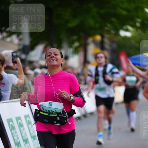 20.09.2026 - PSD Bank Halbmarathon LAZAROV Photography http://msf.ph/oto/10529535 20.09.2026 12:10:05 Ziel 1180, 1942, 2278, 2434, 2497, 2599, 2667, 3338, 4397 meine-sportfotos.de