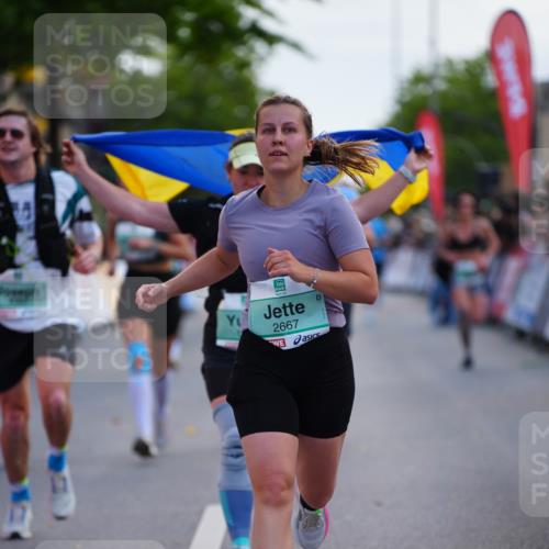 20.09.2026 - PSD Bank Halbmarathon LAZAROV Photography http://msf.ph/oto/10529556 20.09.2026 12:10:06 Ziel 1180, 1942, 2278, 2497, 2667, 3338, 4397 meine-sportfotos.de