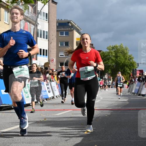 20.09.2026 - PSD Bank Halbmarathon J. Mangold http://msf.ph/oto/10529565 20.09.2026 12:13:56 Ziel 1373, 1588, 1935, 2341, 2609, 3471, 3509, 3572, 4207, 4438 meine-sportfotos.de