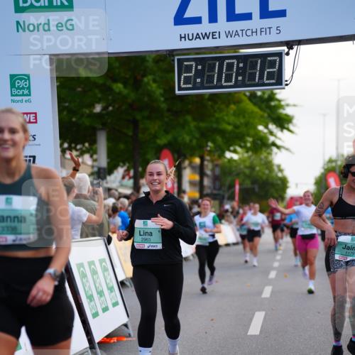 20.09.2026 - PSD Bank Halbmarathon LAZAROV Photography http://msf.ph/oto/10529756 20.09.2026 12:10:11 Ziel 1179, 1180, 1942, 2278, 2497, 2667, 2963, 3338, 4301, 4397, 4490 meine-sportfotos.de