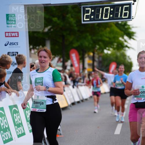 20.09.2026 - PSD Bank Halbmarathon LAZAROV Photography http://msf.ph/oto/10529915 20.09.2026 12:10:15 Ziel 1075, 1076, 1179, 1942, 2278, 2826, 2963, 3338, 3897, 4301, 4397, 4490 meine-sportfotos.de