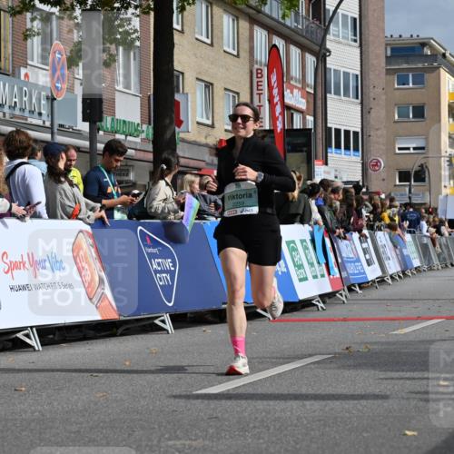 20.09.2026 - PSD Bank Halbmarathon J. Mangold http://msf.ph/oto/10529997 20.09.2026 12:14:35 Ziel 1501, 1703, 2259, 3126, 3498, 3499 meine-sportfotos.de