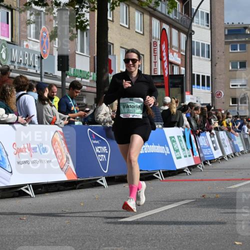 20.09.2026 - PSD Bank Halbmarathon J. Mangold http://msf.ph/oto/10530000 20.09.2026 12:14:35 Ziel 1501, 1703, 2259, 3126, 3498, 3499 meine-sportfotos.de