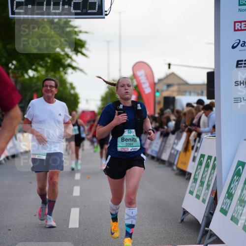 20.09.2026 - PSD Bank Halbmarathon LAZAROV Photography http://msf.ph/oto/10530081 20.09.2026 12:10:22 Ziel 1075, 1076, 1878, 2163, 2826, 3391, 3742, 3897, 4301, 4490 meine-sportfotos.de