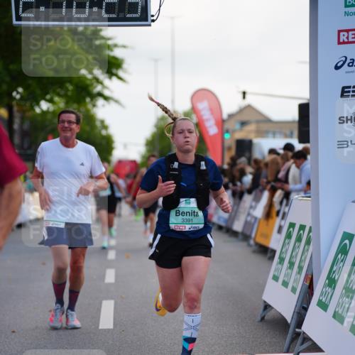 20.09.2026 - PSD Bank Halbmarathon LAZAROV Photography http://msf.ph/oto/10530091 20.09.2026 12:10:22 Ziel 1075, 1076, 1878, 2163, 2826, 3391, 3742, 3897, 4301, 4490 meine-sportfotos.de