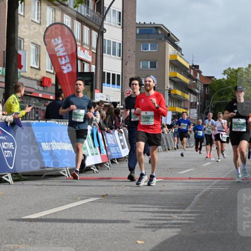 20.09.2026 - PSD Bank Halbmarathon J. Mangold http://msf.ph/oto/10530129 20.09.2026 12:14:51 Ziel 1379, 1776, 1910, 2116, 2523, 2634, 2655, 2700, 3282, 3403, 3456, 3470, 3723, 4079 meine-sportfotos.de