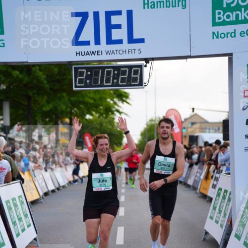 20.09.2026 - PSD Bank Halbmarathon LAZAROV Photography http://msf.ph/oto/10530180 20.09.2026 12:10:28 Ziel 1878, 2163, 3391, 3742, 4576, 4577 meine-sportfotos.de