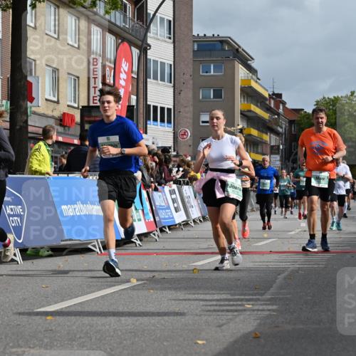 20.09.2026 - PSD Bank Halbmarathon J. Mangold http://msf.ph/oto/10530204 20.09.2026 12:14:56 Ziel 1379, 2116, 2523, 2634, 2655, 3056, 3282, 3403, 3723, 3815, 4079 meine-sportfotos.de