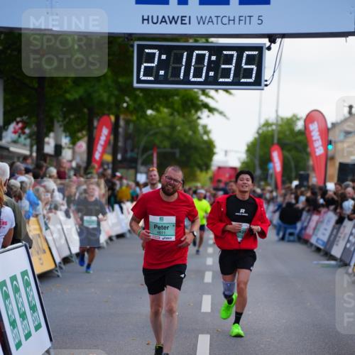 20.09.2026 - PSD Bank Halbmarathon LAZAROV Photography http://msf.ph/oto/10530266 20.09.2026 12:10:35 Ziel 3410, 4316, 4328, 4576, 4577, 4611 meine-sportfotos.de