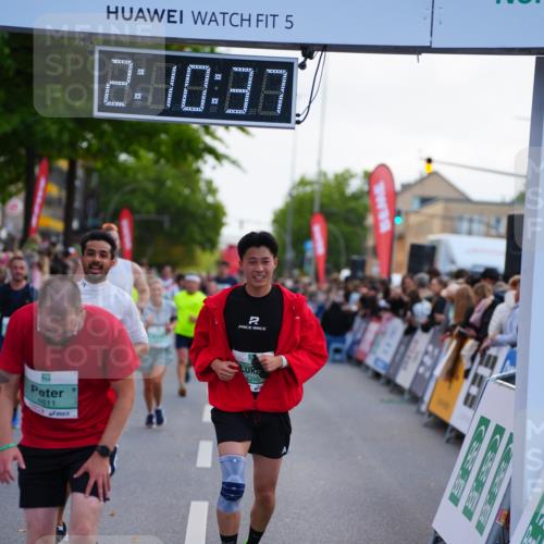 20.09.2026 - PSD Bank Halbmarathon LAZAROV Photography http://msf.ph/oto/10530295 20.09.2026 12:10:36 Ziel 3410, 4316, 4328, 4576, 4577, 4611 meine-sportfotos.de