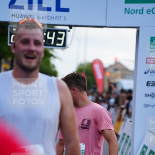 20.09.2026 - PSD Bank Halbmarathon LAZAROV Photography http://msf.ph/oto/10530355 20.09.2026 12:10:42 Ziel 1037, 1303, 1984, 2767, 2768, 3410, 3472, 4316, 4328, 4611 meine-sportfotos.de