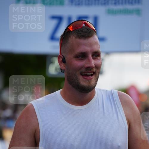 20.09.2026 - PSD Bank Halbmarathon LAZAROV Photography http://msf.ph/oto/10530365 20.09.2026 12:10:43 Ziel 1037, 1303, 1984, 2767, 2768, 3410, 3472, 3829, 4024, 4083, 4316, 4328, 4611 meine-sportfotos.de