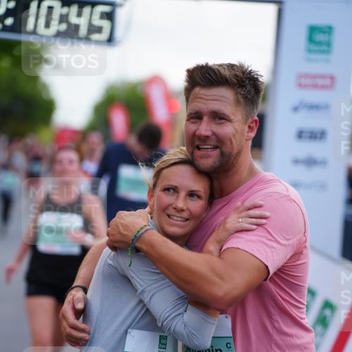 20.09.2026 - PSD Bank Halbmarathon LAZAROV Photography http://msf.ph/oto/10530399 20.09.2026 12:10:45 Ziel 1037, 1303, 1984, 2072, 2767, 2768, 3410, 3472, 3829, 4024, 4083, 4316, 4328, 4701 meine-sportfotos.de