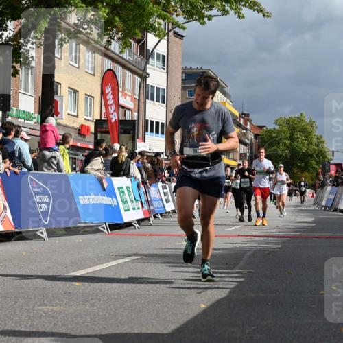 20.09.2026 - PSD Bank Halbmarathon J. Mangold http://msf.ph/oto/10530412 20.09.2026 12:15:11 Ziel 1069, 1516, 1529, 2288, 2303, 2348, 2761, 2800, 2831, 2861, 3031, 3118, 3553, 4473, 4474, 4475, 4677 meine-sportfotos.de