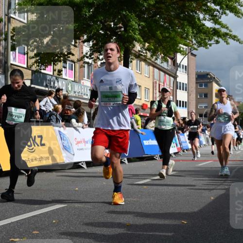 20.09.2026 - PSD Bank Halbmarathon J. Mangold http://msf.ph/oto/10530519 20.09.2026 12:15:18 Ziel 1069, 1516, 1529, 1769, 2800, 3276, 3277, 3553, 3568, 4058, 4673, 4677 meine-sportfotos.de