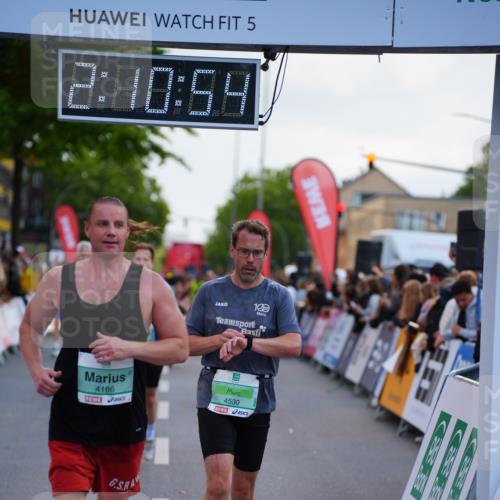 20.09.2026 - PSD Bank Halbmarathon LAZAROV Photography http://msf.ph/oto/10530583 20.09.2026 12:10:54 Ziel 1569, 2072, 3122, 3475, 3829, 4024, 4083, 4186, 4530, 4701 meine-sportfotos.de