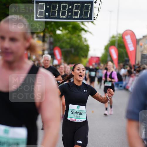 20.09.2026 - PSD Bank Halbmarathon LAZAROV Photography http://msf.ph/oto/10530619 20.09.2026 12:10:57 Ziel 1569, 2072, 3122, 3344, 3396, 3475, 3680, 3877, 4186, 4530, 4701 meine-sportfotos.de